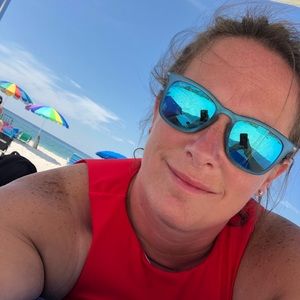 Meet your Posher, Heidi